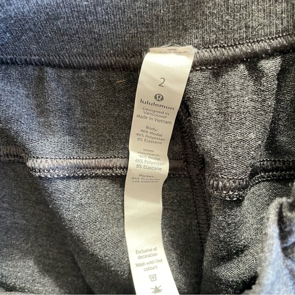 Lululemon Athletica Gray Hello Sunday Shorts - Picture 4 of 7